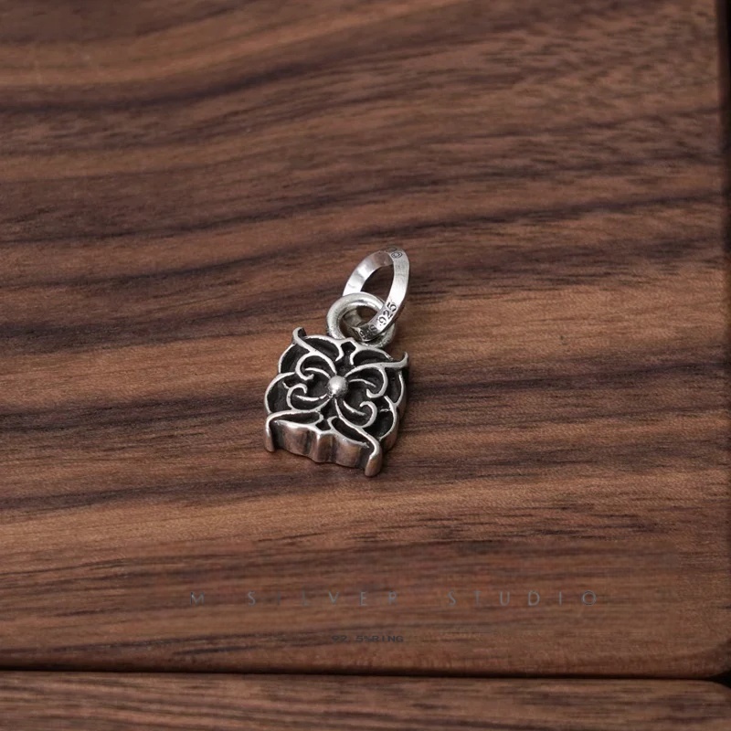 Chrome Hearts Cross Ring - Gothic 925 Sterling Silver Jewelry | David Studio