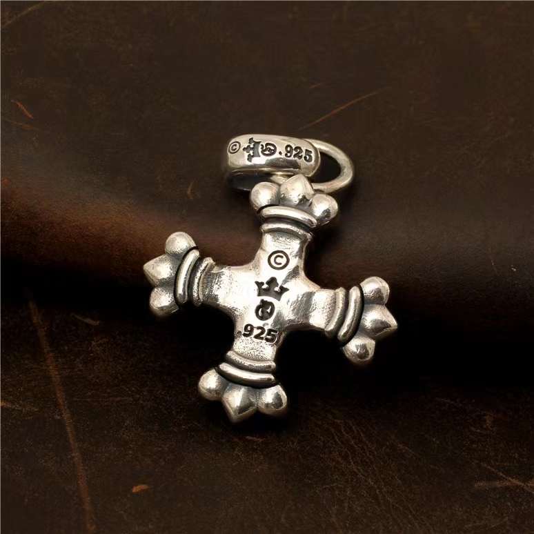 Chrome Hearts Cross Ring - Gothic 925 Sterling Silver Jewelry | David Studio