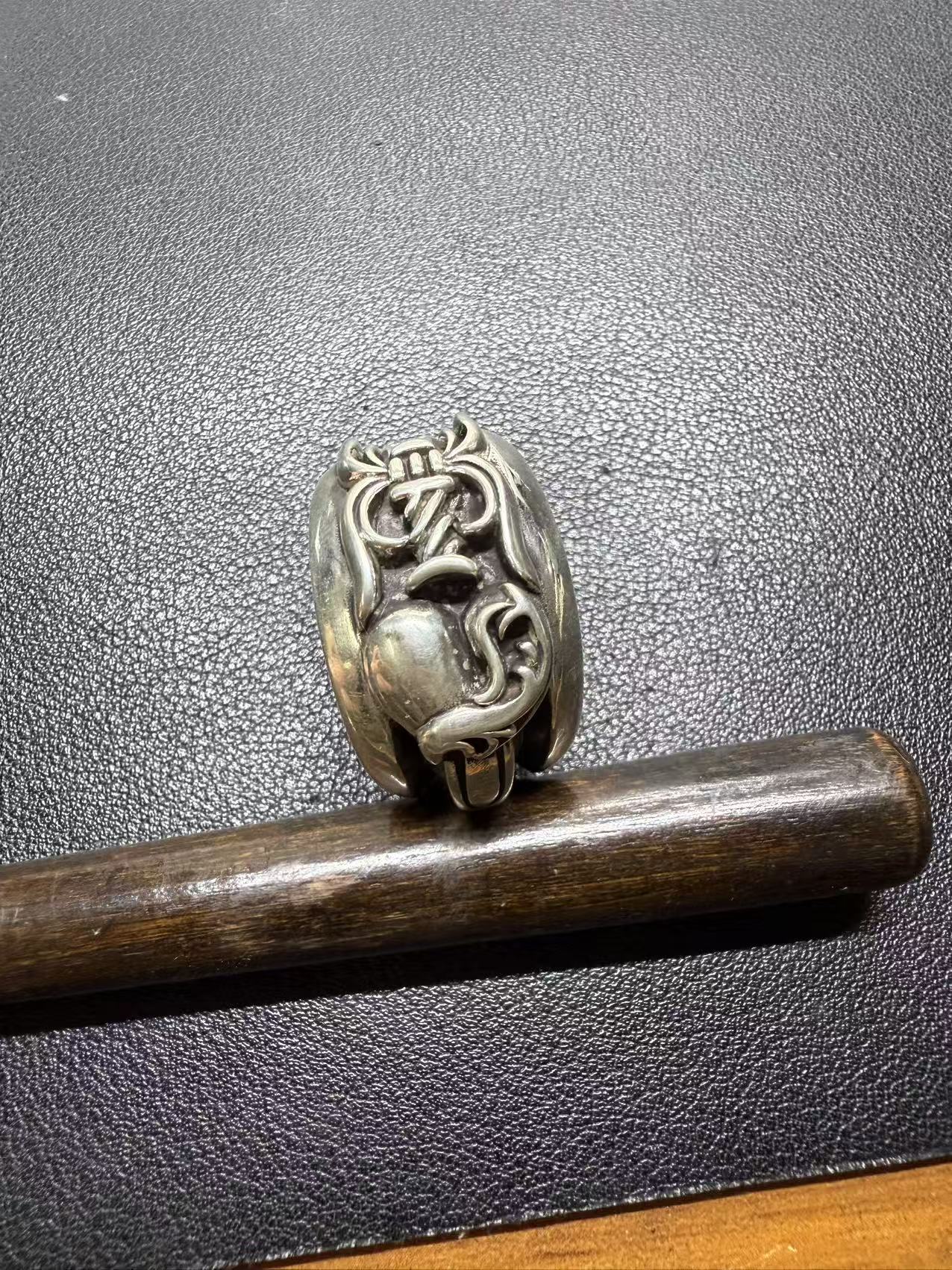 Chrome Hearts Cross Ring - Gothic 925 Sterling Silver Jewelry | David Studio