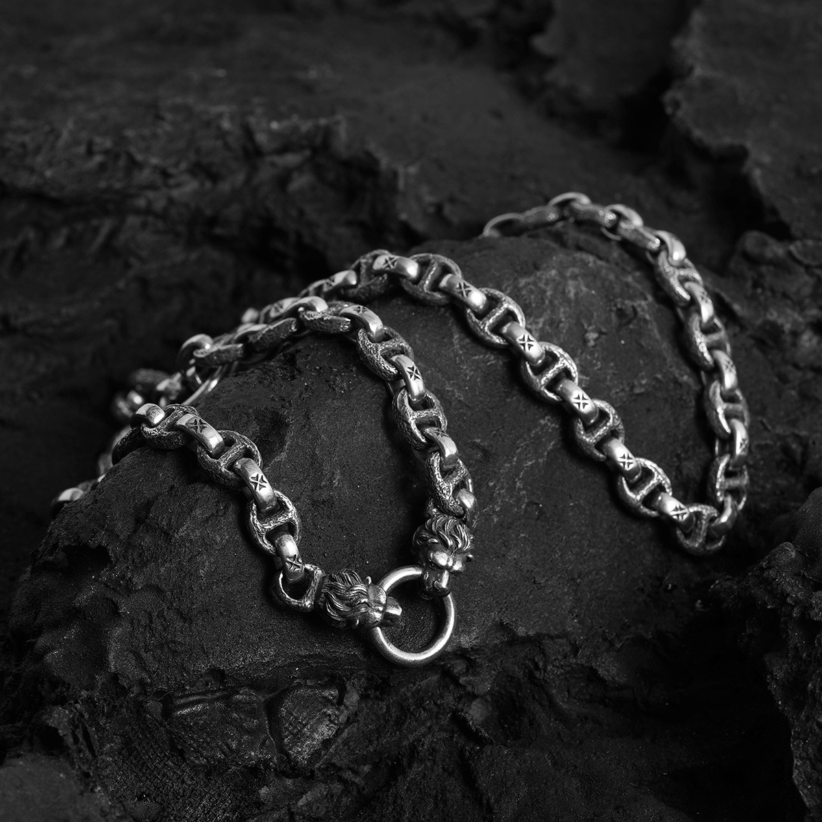 Chrome Hearts Cross Ring - Gothic 925 Sterling Silver Jewelry | David Studio