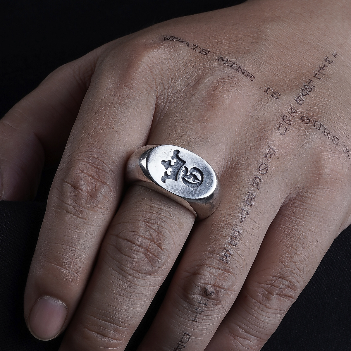 Chrome Hearts Cross Ring - Gothic 925 Sterling Silver Jewelry | David Studio