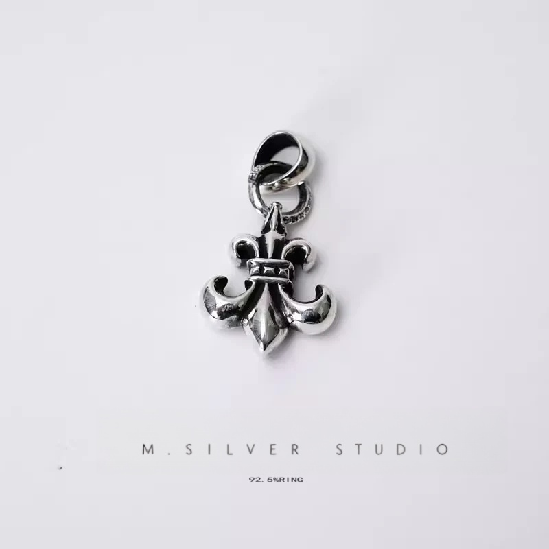 Chrome Hearts Cross Ring - Gothic 925 Sterling Silver Jewelry | David Studio