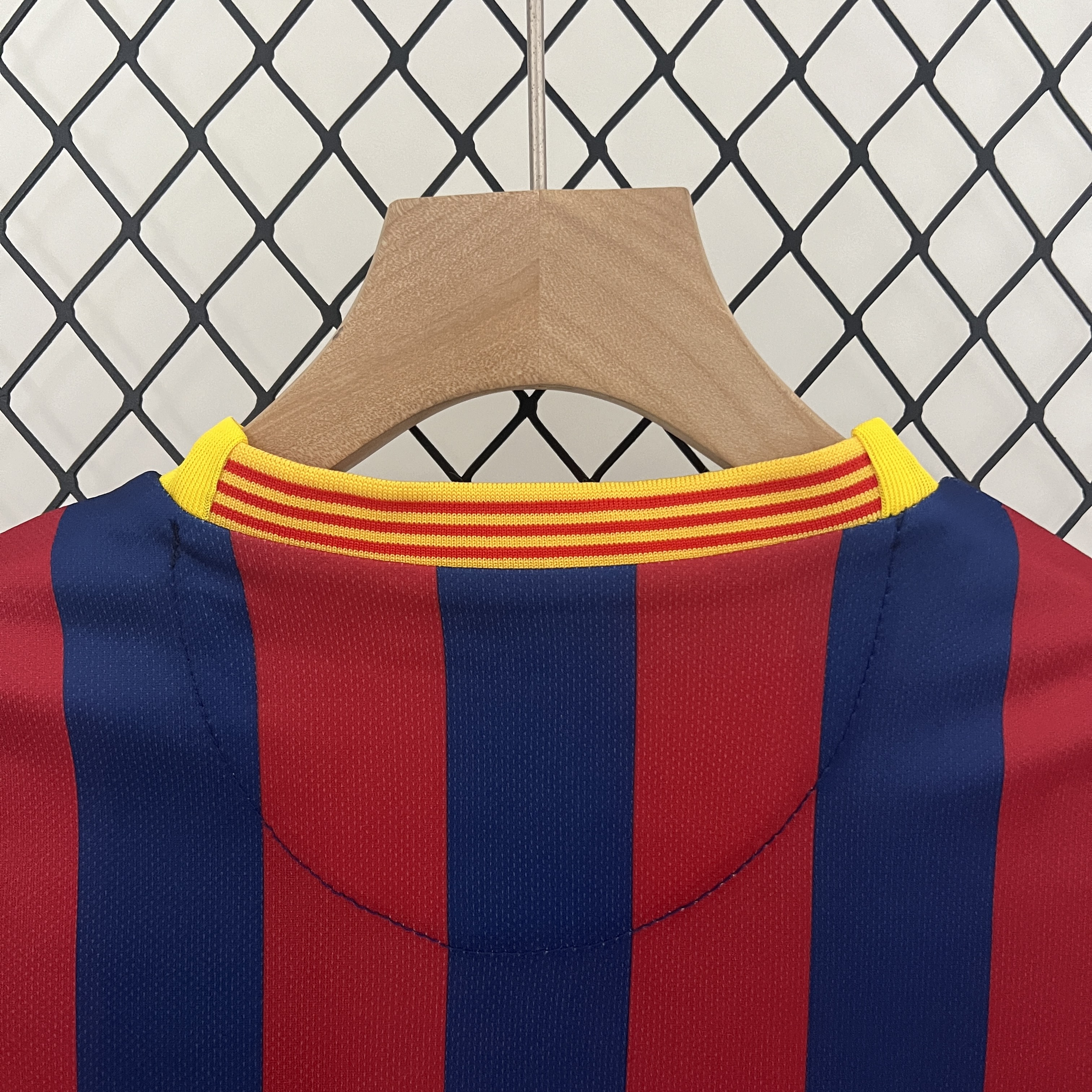 SIUjerseys-Retro Barcelona 2013-14 Home Stadium Kids Kit