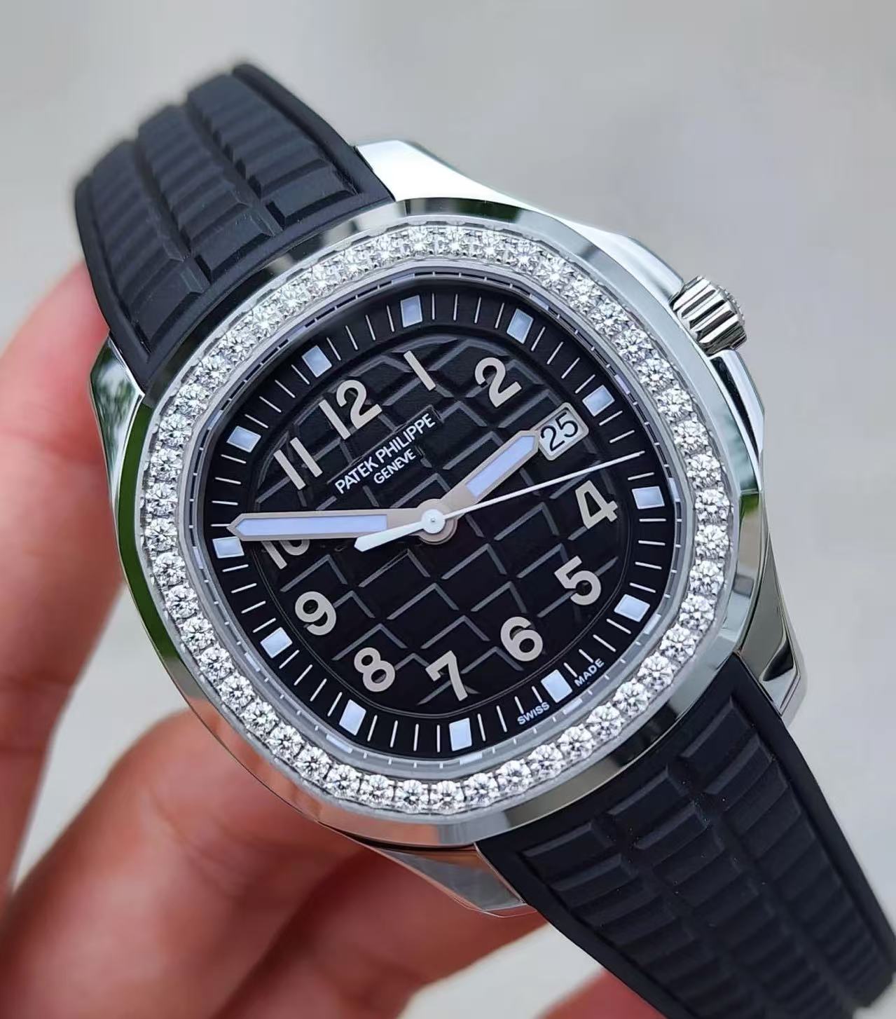 brand Patek Philippe Aquanaut 5267/200A-001 luxury watch for sale – NeveReL