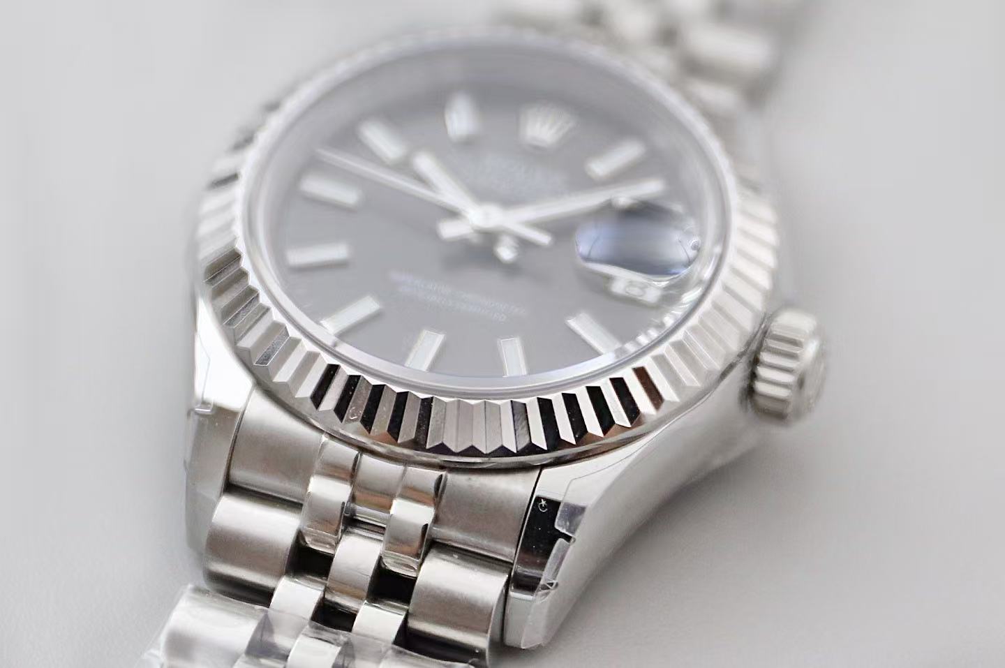 brand Rolex Datejust m126334-0014 Series 28mm luxury watch for sale – NeveReL