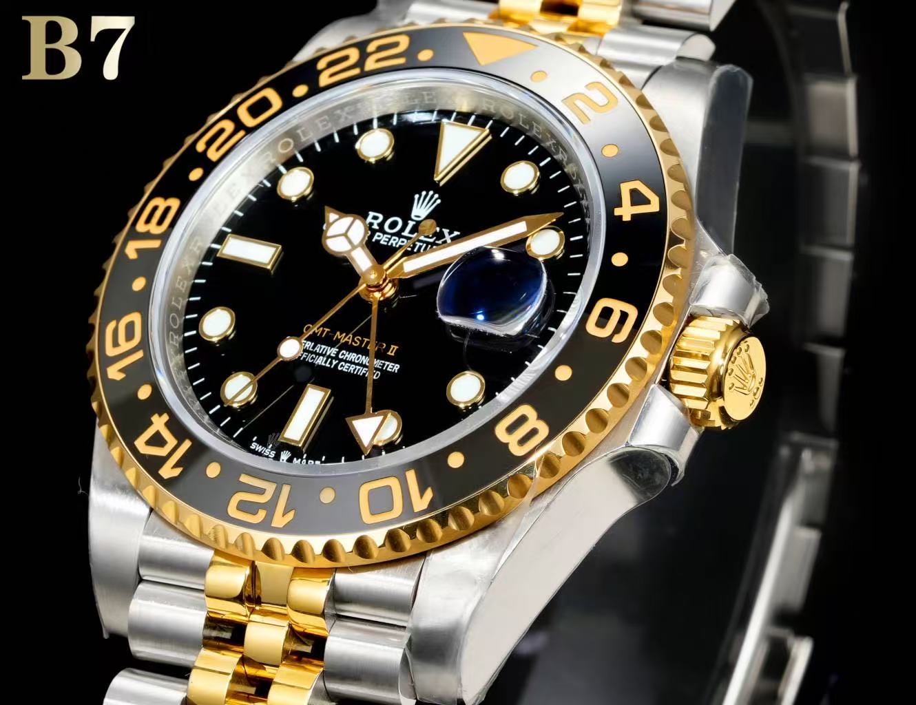 brand Rolex GMT-Masterl Oyster, 40 mm, Oystersteel and yellow goldReference 126713GRNR luxury watch for sale – NeveReL