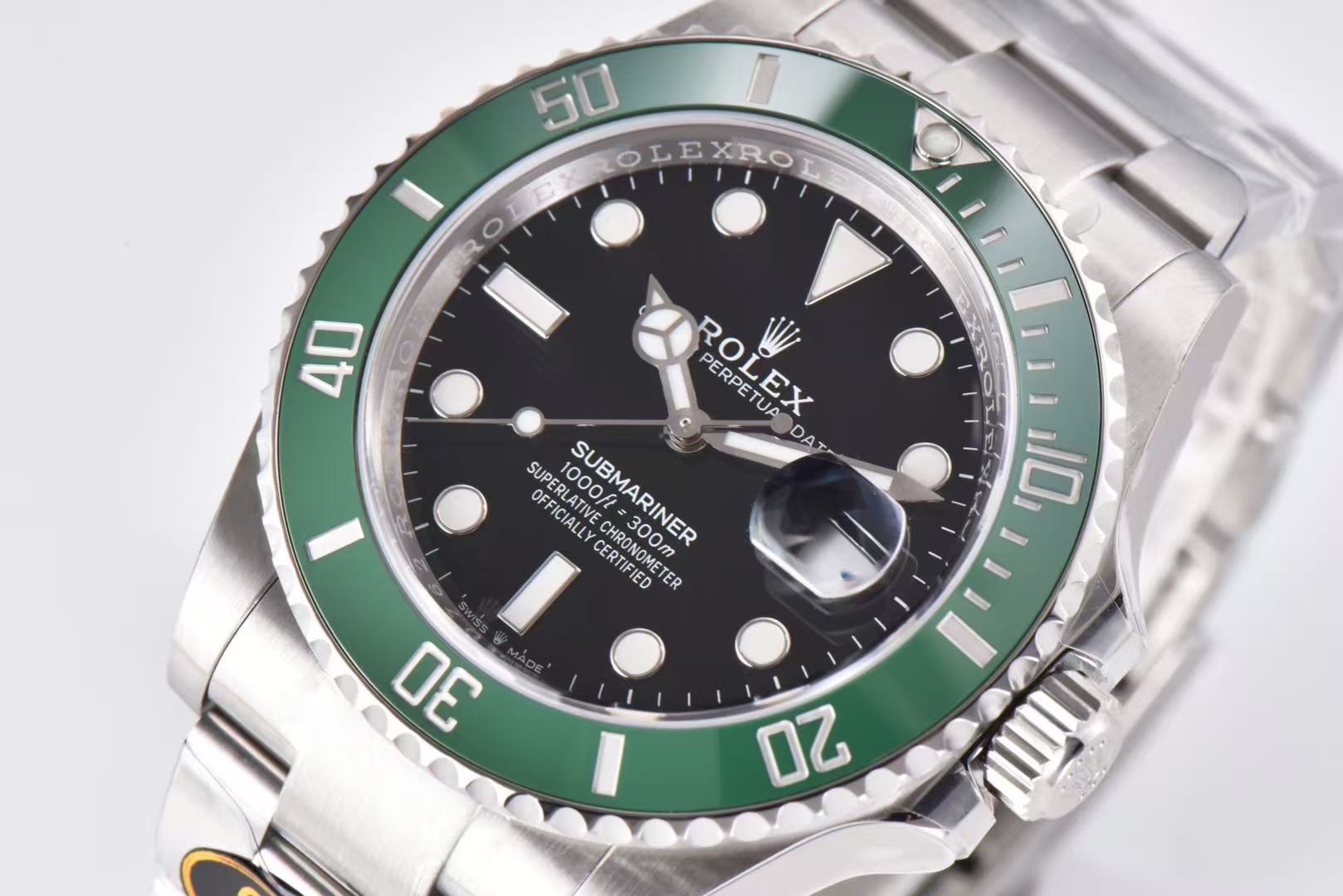 brand Rolex Submariner 116610lv Green Dial – CUSTOM DIAMOND SET & BEZEL luxury watch for sale – NeveReL