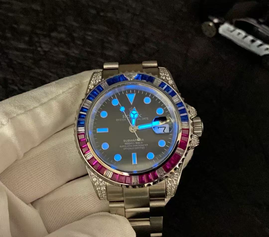 brand Submariner Silver Blue / Red Diamond 40mm luxury watch for sale – NeveReL