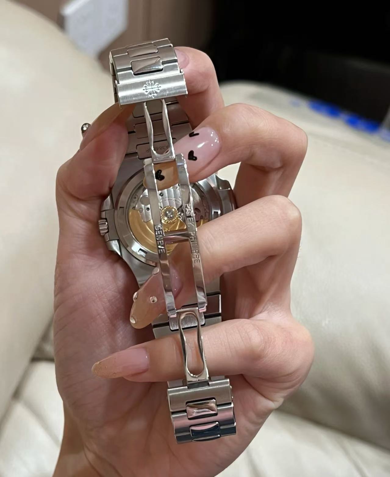 brand Patek Philippe Nautilus 5811/1G-001 luxury watch for sale – NeveReL