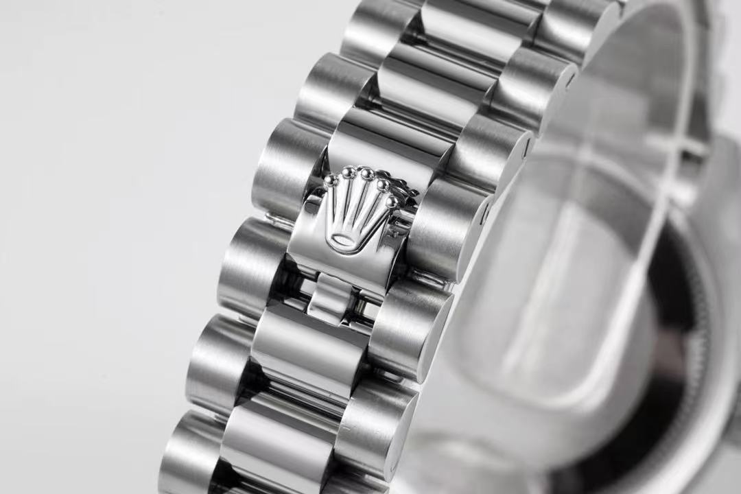 brand Rolex 228239 DayDate 40MM White Roman Dial luxury watch for sale – NeveReL