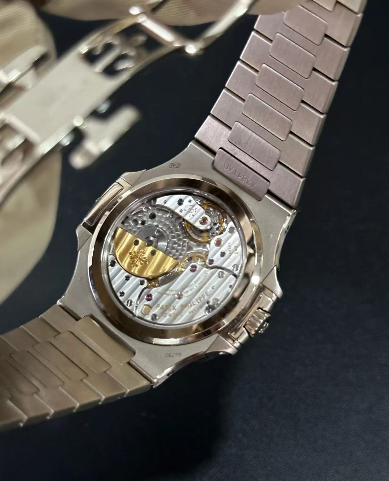 brand Patek Philippe Nautilus 5740-1G-001 Top Swiss movement luxury watch for sale – NeveReL