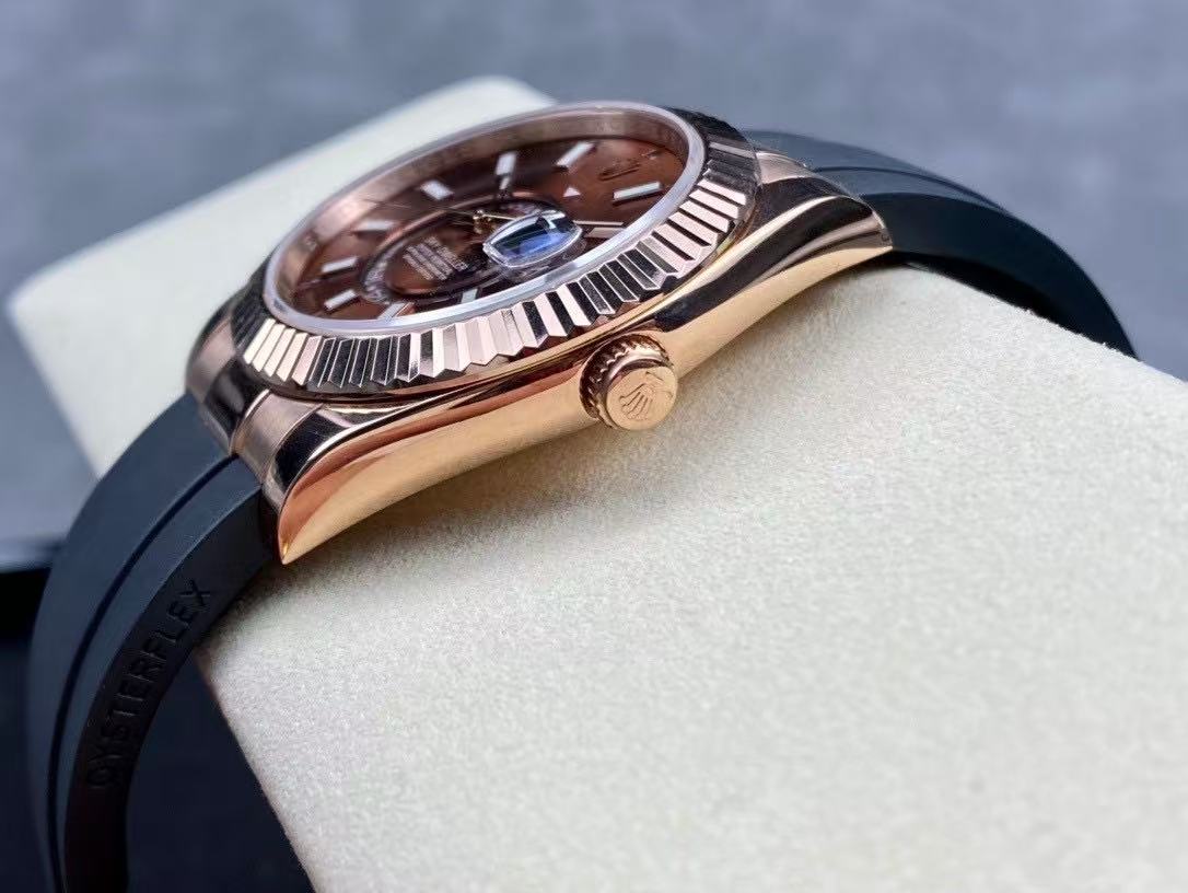 brand Rolex Sky-Dweller Oyster Perpetual m326235-0005 luxury watch for sale – NeveReL