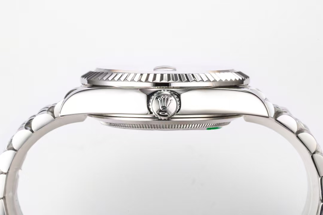 brand Rolex Sky-Dweller Oyster m326934-0006 42 mm luxury watch for sale – NeveReL