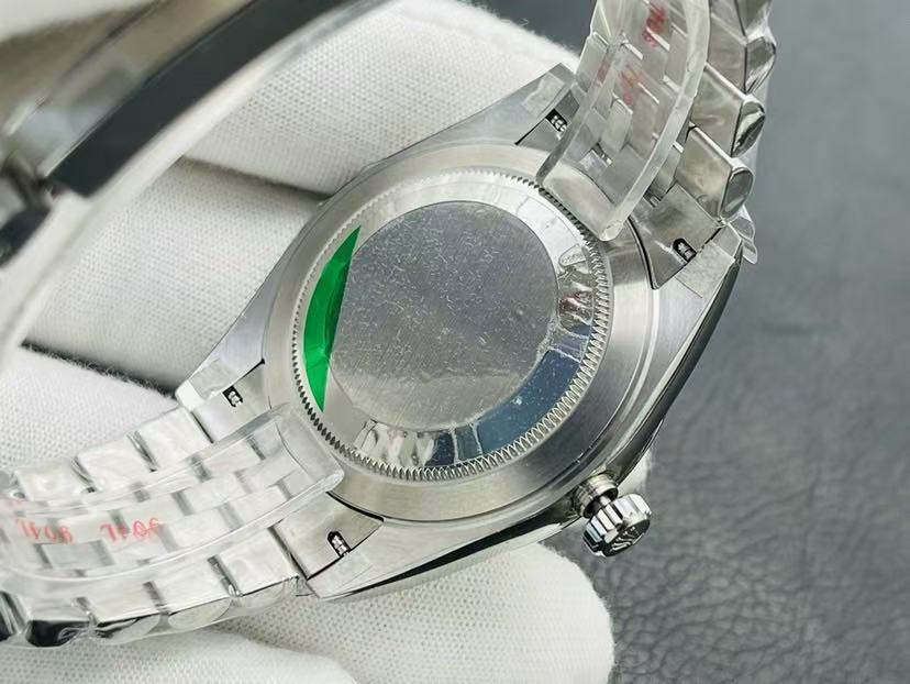 brand Rolex Datejust 41'Mint 126334-0028 luxury watch for sale – NeveReL