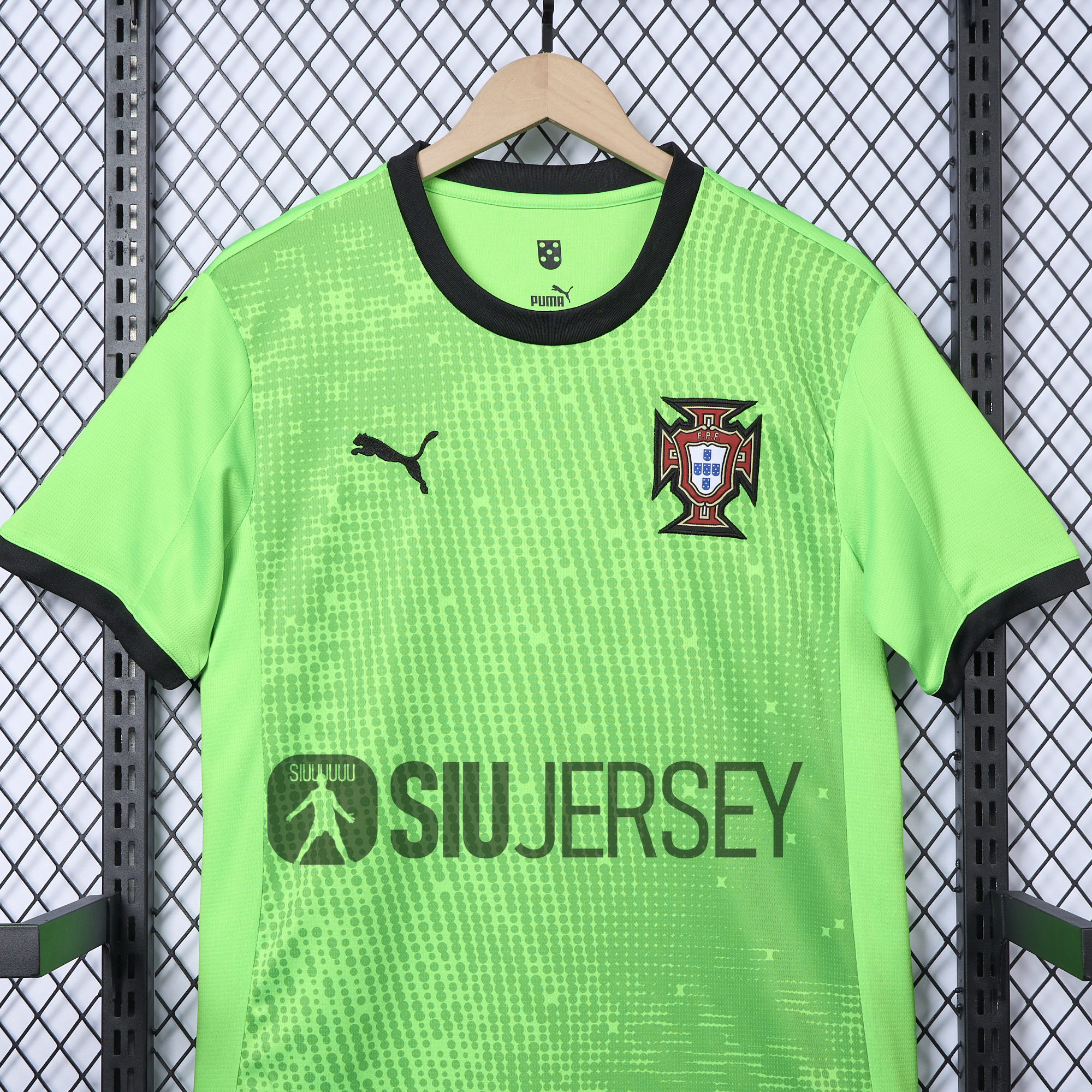 SIUjerseys-Portugal 2025-26 Green Goalkeeper Jersey - Fans Version