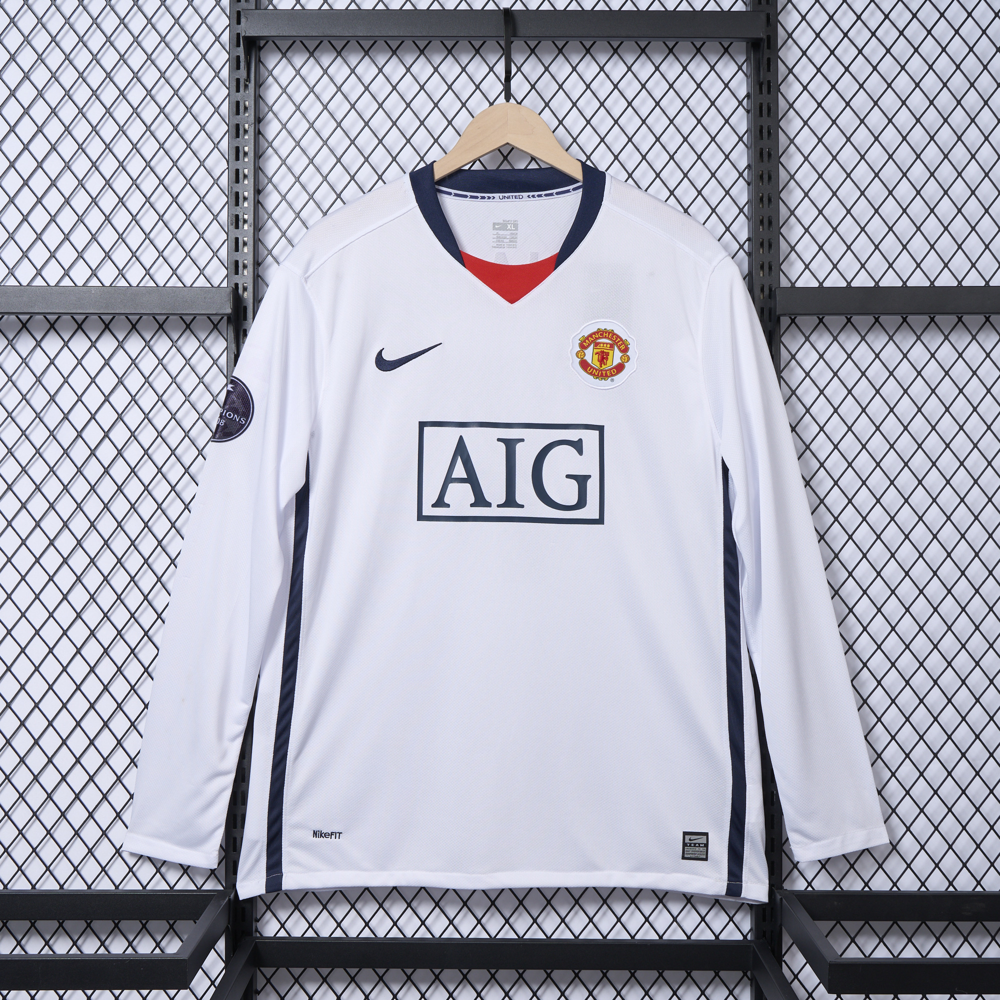 Higojerseys-Retro Manchester United 08-09 Away Long Sleeve Jersey
