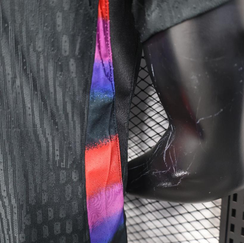 25-26 England Away soccer jersey - Fans Version: Ajax 24-25 Home Stadium Jersey - Fans Version : Adidas luxuryfootballshirts.com: https://www.luxuryfootballshirts.com/