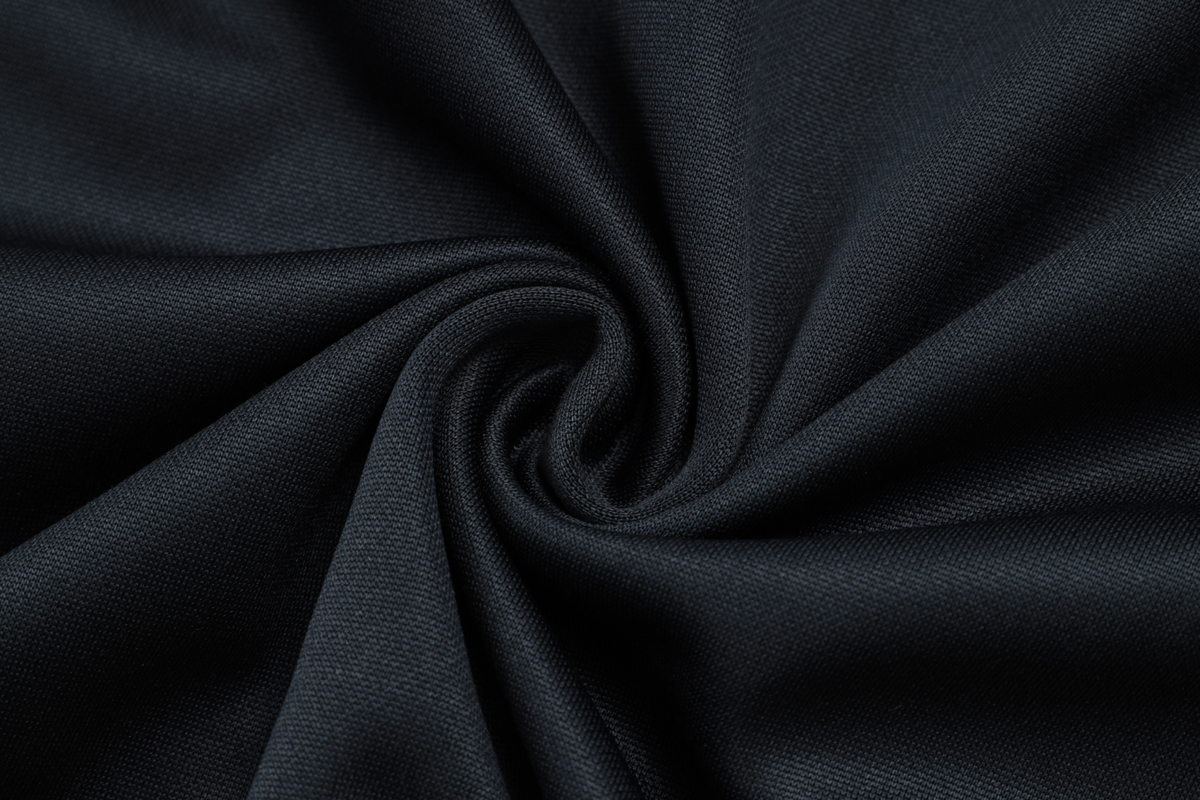 25-26 Chelsea adult long-sleeved half-pull training suit kit: Ajax 24-25 Home Stadium Jersey - Fans Version : Adidas luxuryfootballshirts.com: https://www.luxuryfootballshirts.com/