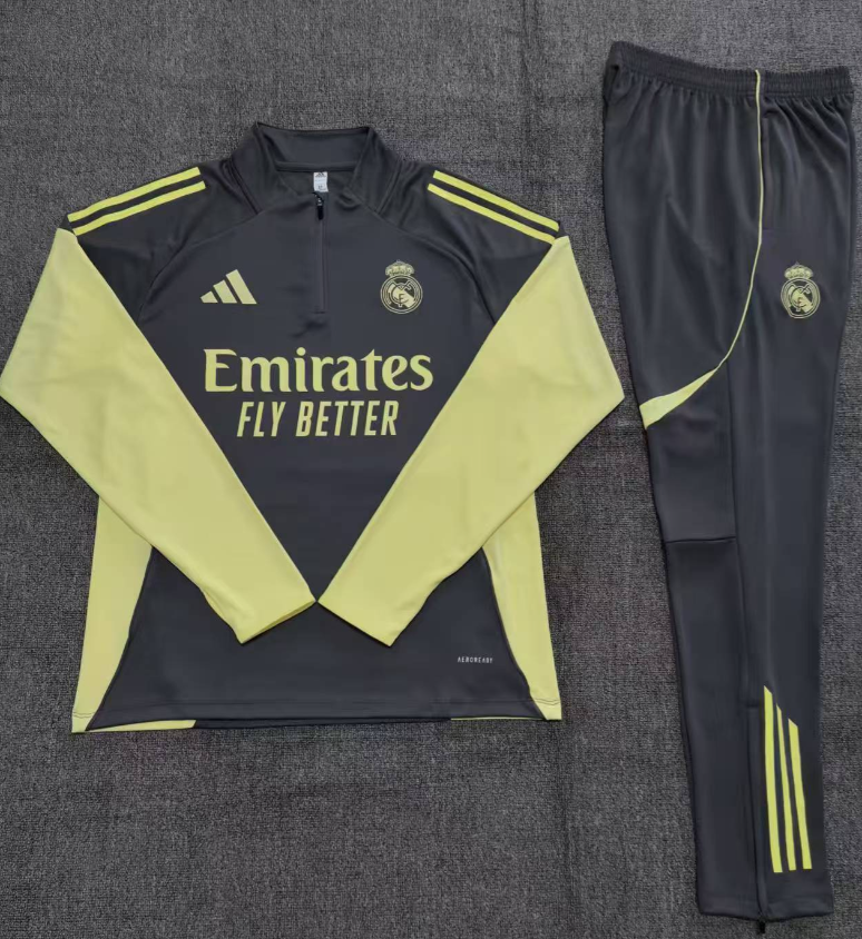 25-26 Real Madrid kids long-sleeved half-pull training suit kit: Ajax 24-25 Home Stadium Jersey - Fans Version : Adidas luxuryfootballshirts.com: https://www.luxuryfootballshirts.com/