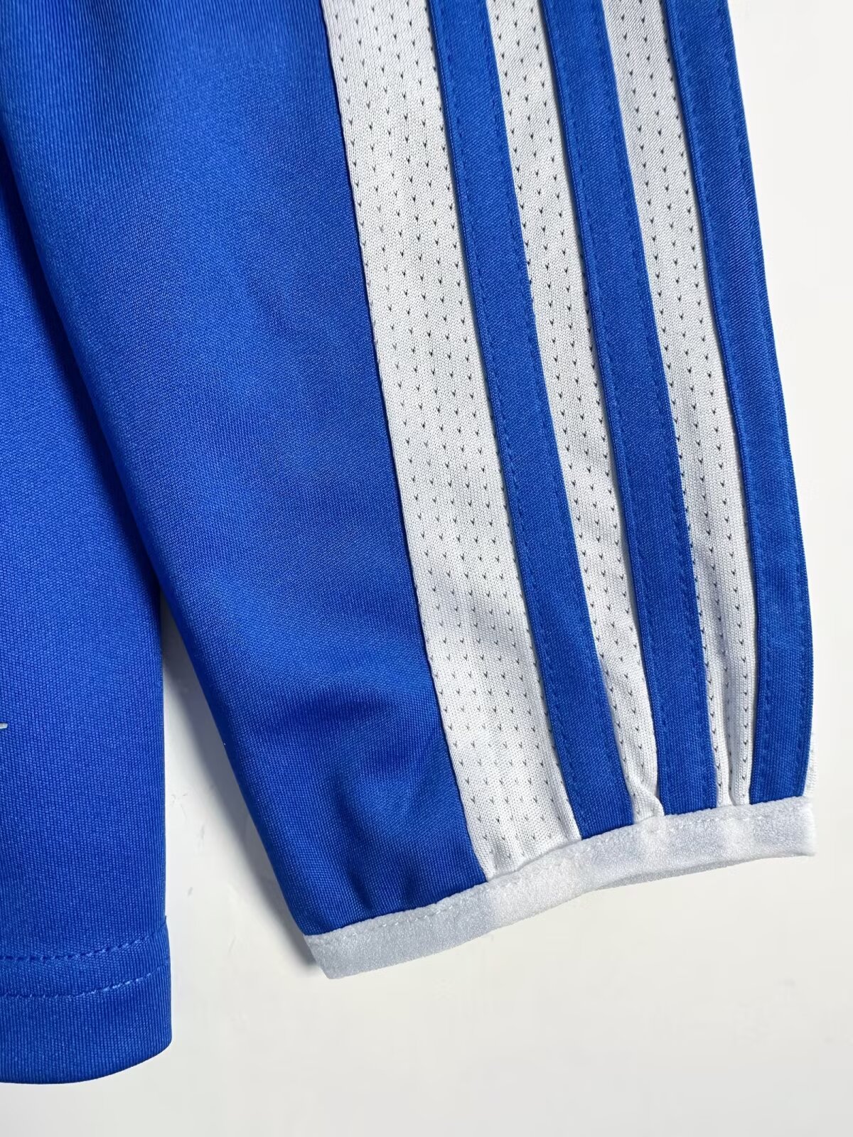 11-12 Chelsea Champions League home long sleeves soccer jersey-Retro version: Ajax 24-25 Home Stadium Jersey - Fans Version : Adidas luxuryfootballshirts.com: https://www.luxuryfootballshirts.com/