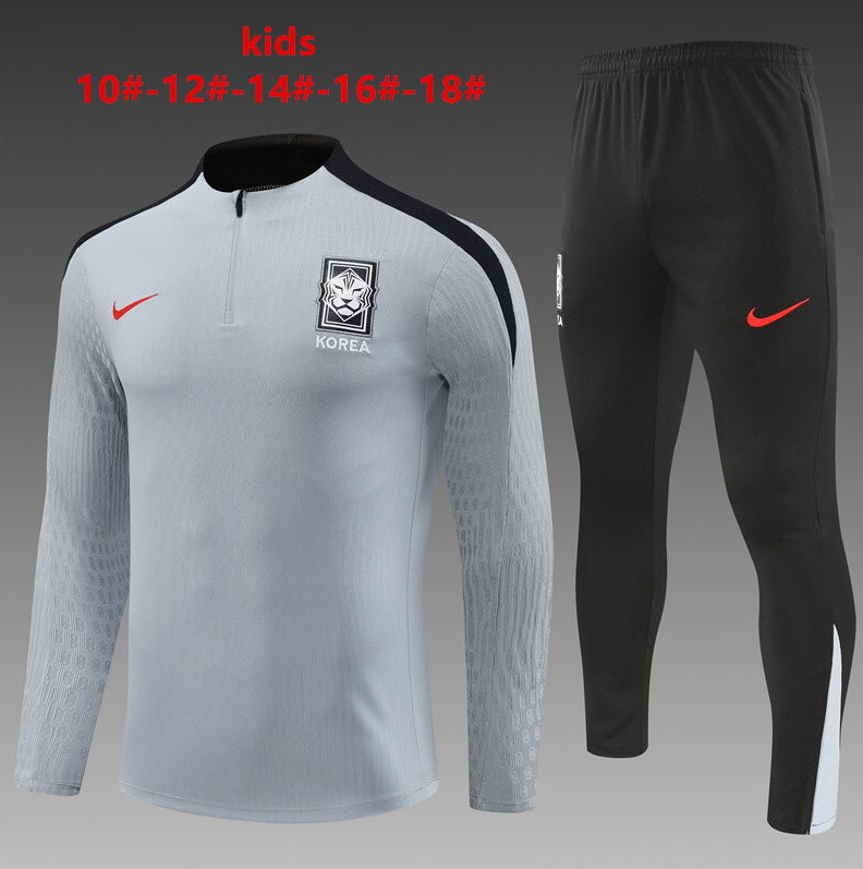 24-25 South Kored kids long-sleeved half-pull training suit kit: Ajax 24-25 Home Stadium Jersey - Fans Version : Adidas luxuryfootballshirts.com: https://www.luxuryfootballshirts.com/