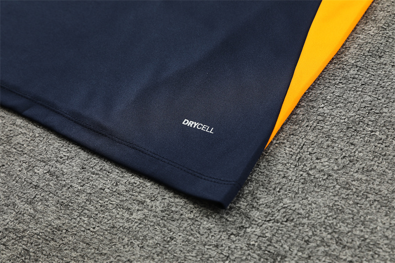 24-25 Marseille adult long-sleeved half-pull training suit kit: Ajax 24-25 Home Stadium Jersey - Fans Version : Adidas luxuryfootballshirts.com: https://www.luxuryfootballshirts.com/