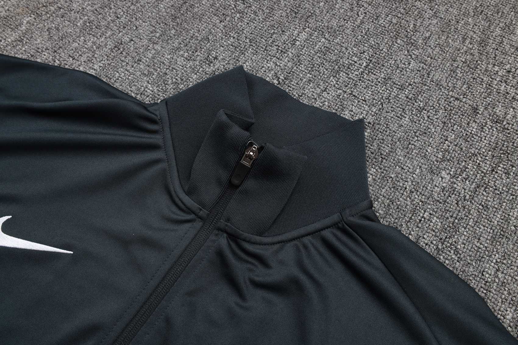 25-26 Chelsea aldult Jacket Training Tracksuit kit: Ajax 24-25 Home Stadium Jersey - Fans Version : Adidas luxuryfootballshirts.com: https://www.luxuryfootballshirts.com/