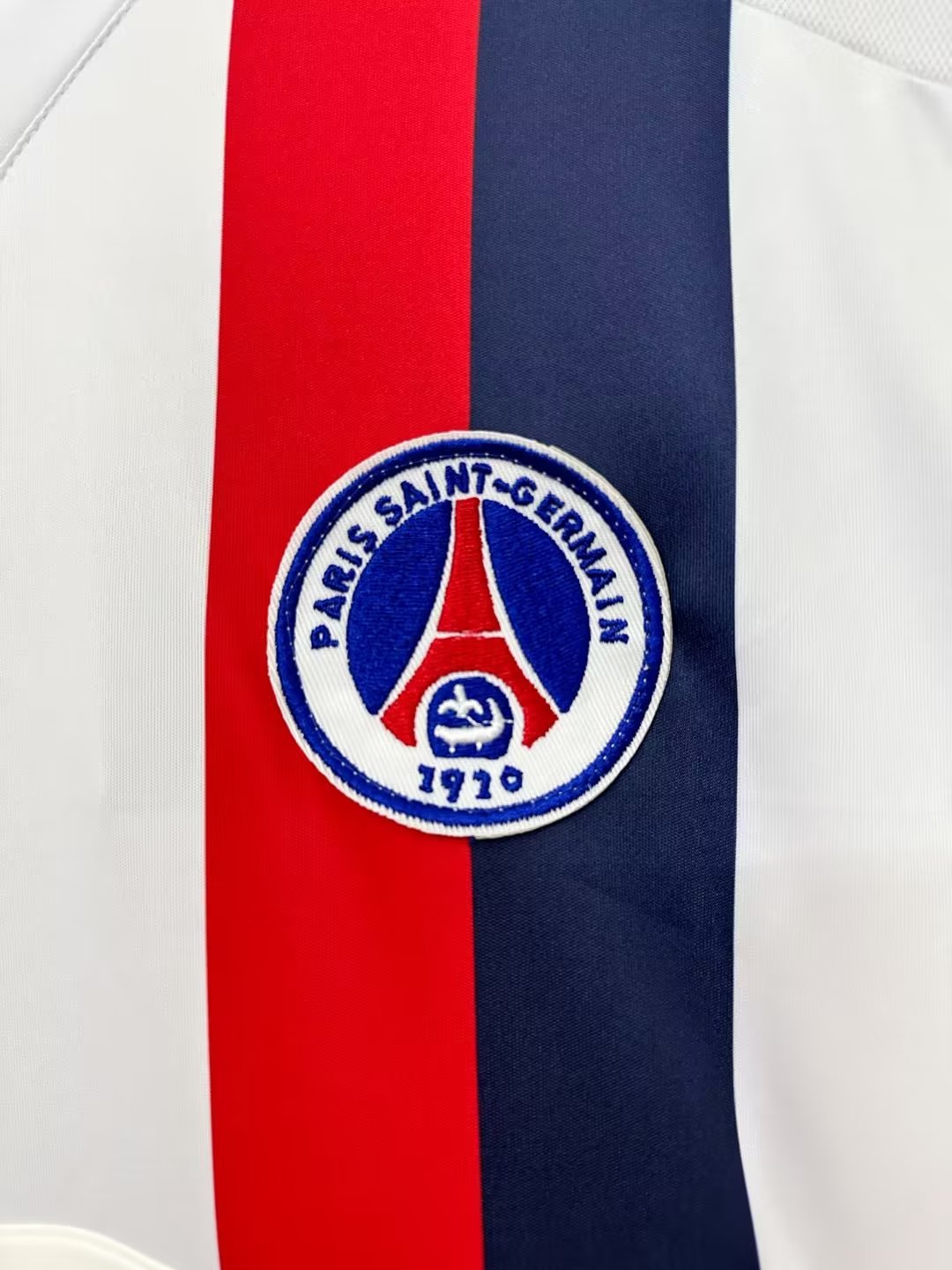 02-03 Paris Saint-Germain PSG Away season -Retro version: Ajax 24-25 Home Stadium Jersey - Fans Version : Adidas luxuryfootballshirts.com: https://www.luxuryfootballshirts.com/