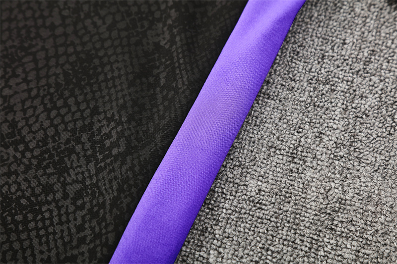 25-26 Barcelona adult long-sleeved half-pull training suit kit: Ajax 24-25 Home Stadium Jersey - Fans Version : Adidas luxuryfootballshirts.com: https://www.luxuryfootballshirts.com/