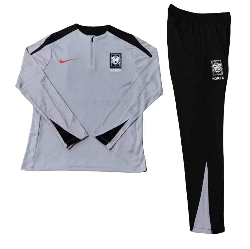 24-25 South Kored kids long-sleeved half-pull training suit kit: Ajax 24-25 Home Stadium Jersey - Fans Version : Adidas luxuryfootballshirts.com: https://www.luxuryfootballshirts.com/