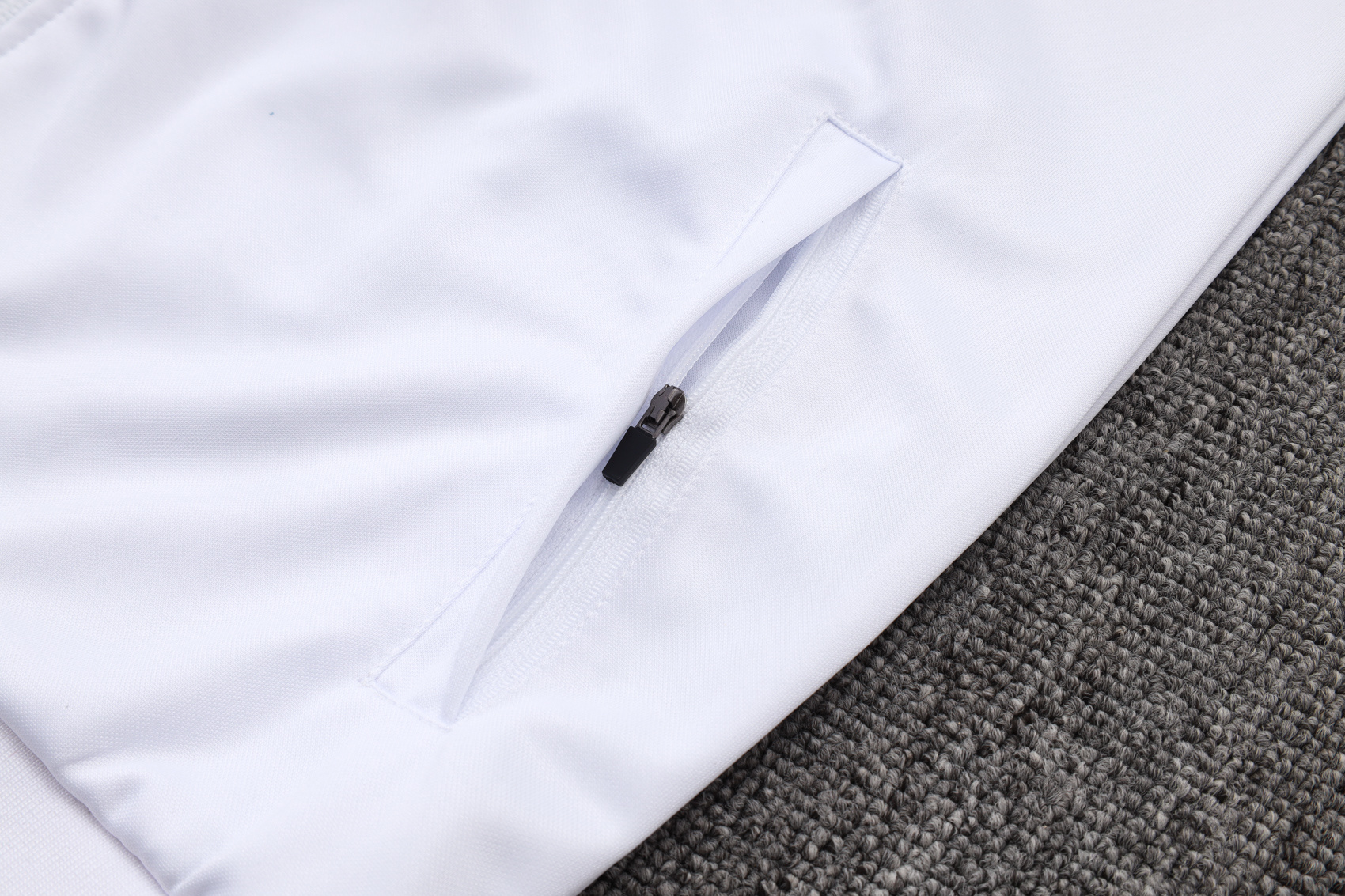 25-26 Chelsea aldult Jacket Training Tracksuit kit: Ajax 24-25 Home Stadium Jersey - Fans Version : Adidas luxuryfootballshirts.com: https://www.luxuryfootballshirts.com/