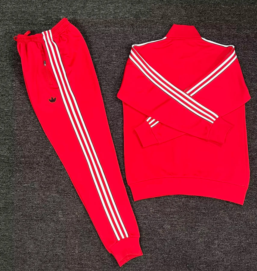25-26 Benfica aldult Jacket Training Tracksuit kit: Ajax 24-25 Home Stadium Jersey - Fans Version : Adidas luxuryfootballshirts.com: https://www.luxuryfootballshirts.com/
