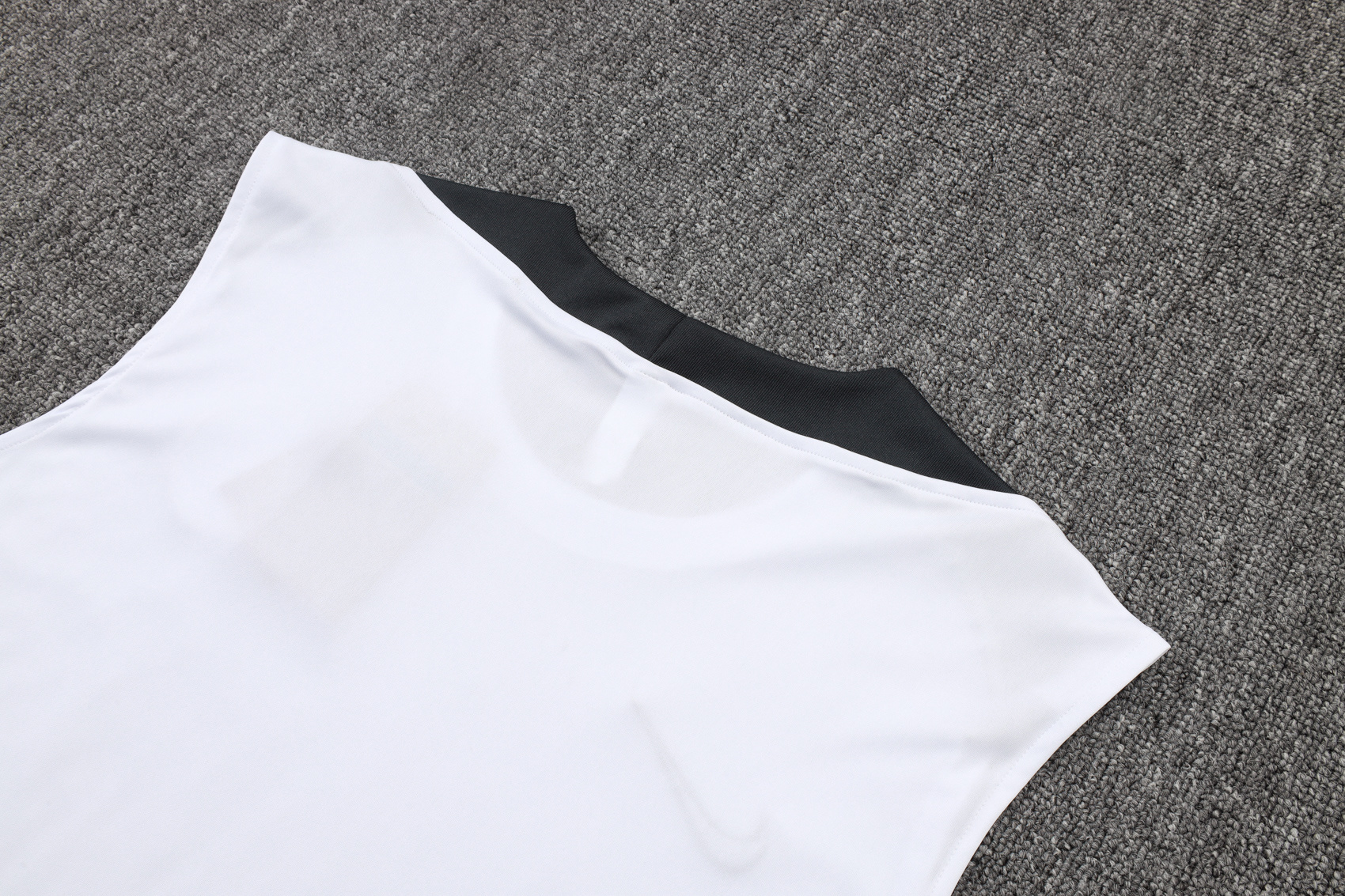 25-26 Chelsea Pre-Match Vest Set soccer jersey -Fans Version: Ajax 24-25 Home Stadium Jersey - Fans Version : Adidas luxuryfootballshirts.com: https://www.luxuryfootballshirts.com/