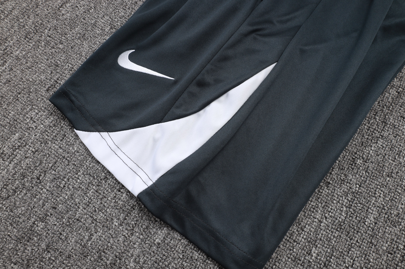 25-26 Chelsea Training Kits Soccer Suit soccer jersey -Fans Version: Ajax 24-25 Home Stadium Jersey - Fans Version : Adidas luxuryfootballshirts.com: https://www.luxuryfootballshirts.com/