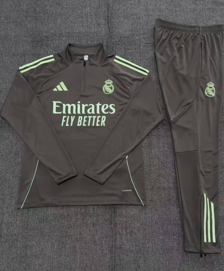 25-26 Real Madrid kids long-sleeved half-pull training suit kit: Ajax 24-25 Home Stadium Jersey - Fans Version : Adidas luxuryfootballshirts.com: https://www.luxuryfootballshirts.com/