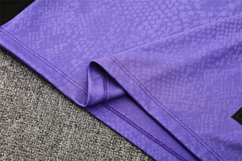 25-26 Barcelona kids adult long-sleeved half-pull training suit kit: Ajax 24-25 Home Stadium Jersey - Fans Version : Adidas luxuryfootballshirts.com: https://www.luxuryfootballshirts.com/