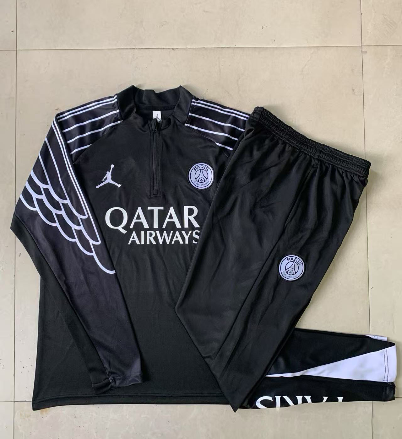 25-26 Paris Saint-Germain PSG adult long-sleeved half-pull training suit kit: Ajax 24-25 Home Stadium Jersey - Fans Version : Adidas luxuryfootballshirts.com: https://www.luxuryfootballshirts.com/