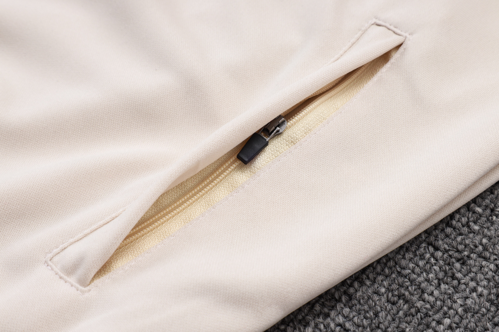 25-26 Barcelona aldult Jacket Training Tracksuit kit-Fans Version: Ajax 24-25 Home Stadium Jersey - Fans Version : Adidas luxuryfootballshirts.com: https://www.luxuryfootballshirts.com/