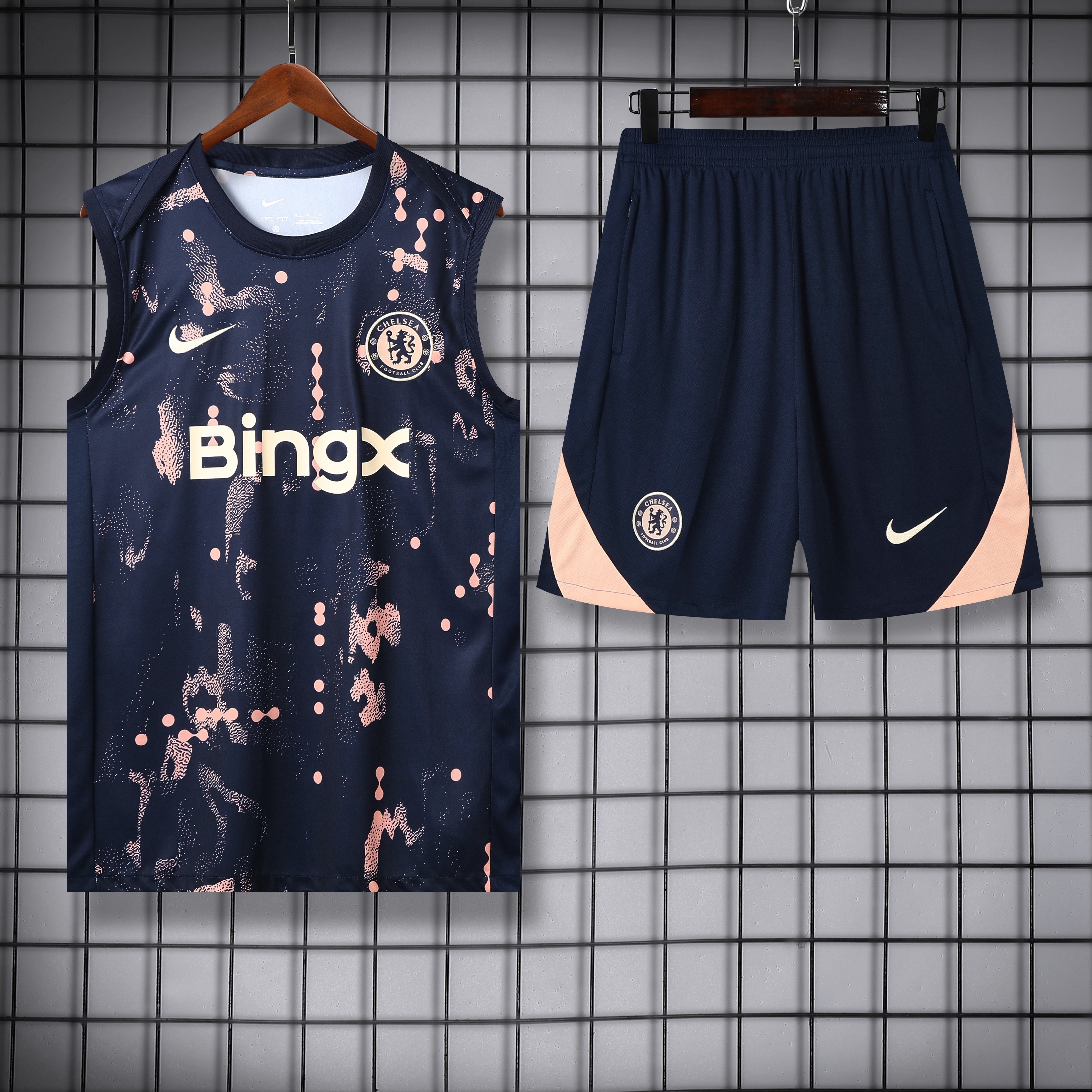 25-26 Chelsea Pre-Match Vest Set soccer jersey -Fans Version: Ajax 24-25 Home Stadium Jersey - Fans Version : Adidas luxuryfootballshirts.com: https://www.luxuryfootballshirts.com/