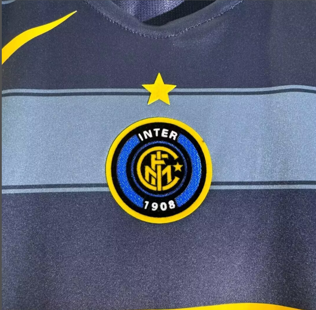 04-05 Inter Milan's second away soccer jersey-Retro version: Ajax 24-25 Home Stadium Jersey - Fans Version : Adidas luxuryfootballshirts.com: https://www.luxuryfootballshirts.com/