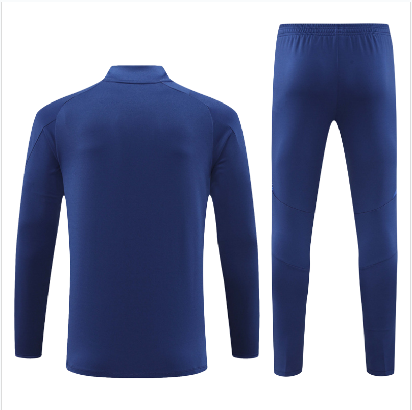 24-25 Italy adult long-sleeved half-pull training suit kit: Ajax 24-25 Home Stadium Jersey - Fans Version : Adidas luxuryfootballshirts.com: https://www.luxuryfootballshirts.com/