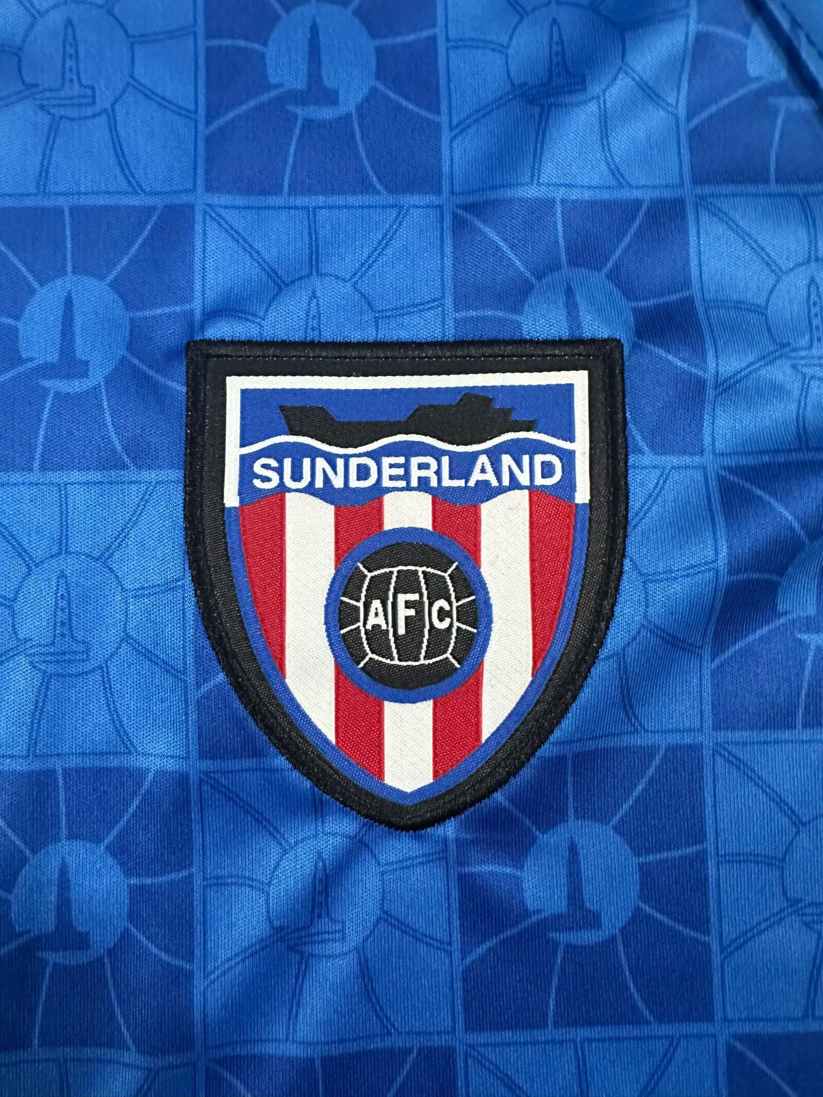 25-26 Sunderland away soccer jersey -Fans Version: Ajax 24-25 Home Stadium Jersey - Fans Version : Adidas luxuryfootballshirts.com: https://www.luxuryfootballshirts.com/