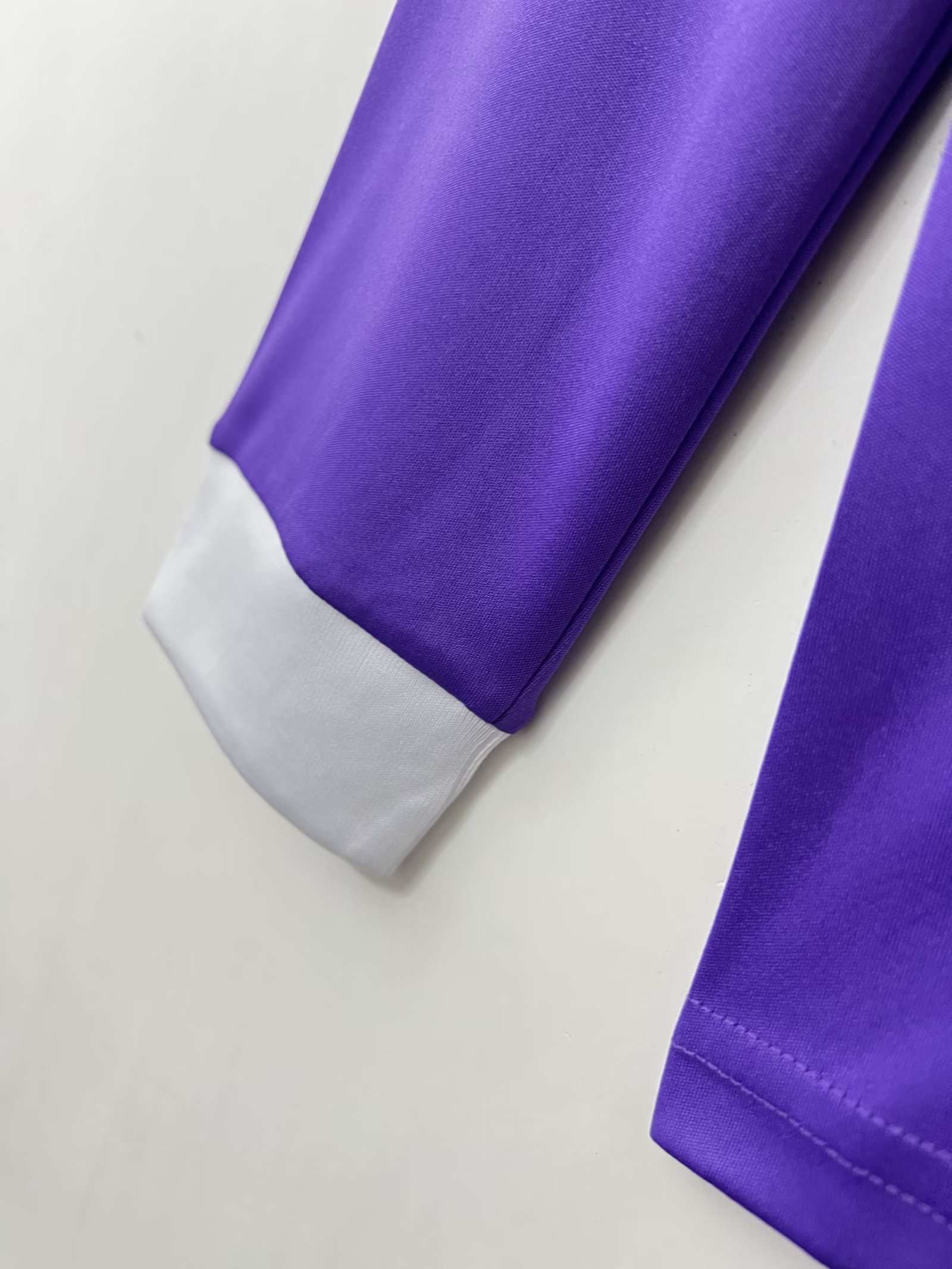 16-17 Real Madrid away long sleeves soccer jersey-Retro version: Ajax 24-25 Home Stadium Jersey - Fans Version : Adidas luxuryfootballshirts.com: https://www.luxuryfootballshirts.com/