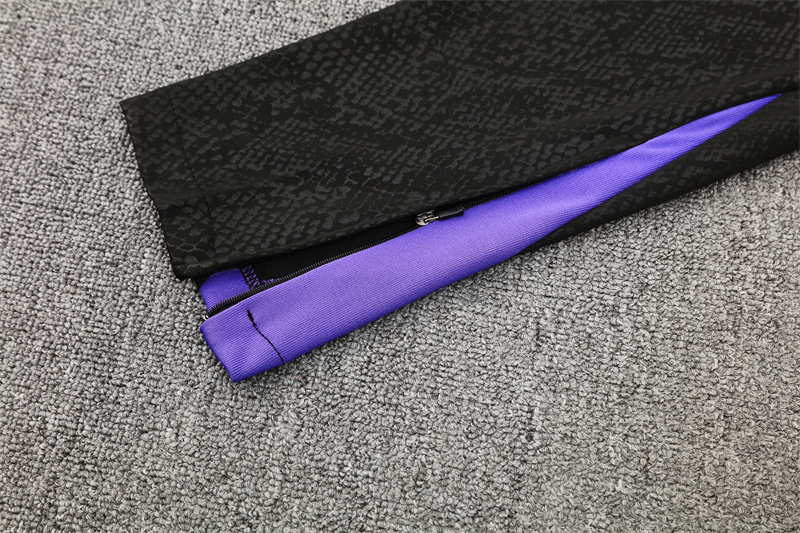 25-26 Barcelona adult long-sleeved half-pull training suit kit: Ajax 24-25 Home Stadium Jersey - Fans Version : Adidas luxuryfootballshirts.com: https://www.luxuryfootballshirts.com/