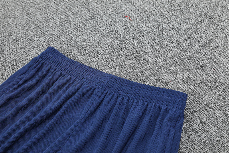 25-26 Barcelona adult long-sleeved half-pull training suit kit: Ajax 24-25 Home Stadium Jersey - Fans Version : Adidas luxuryfootballshirts.com: https://www.luxuryfootballshirts.com/