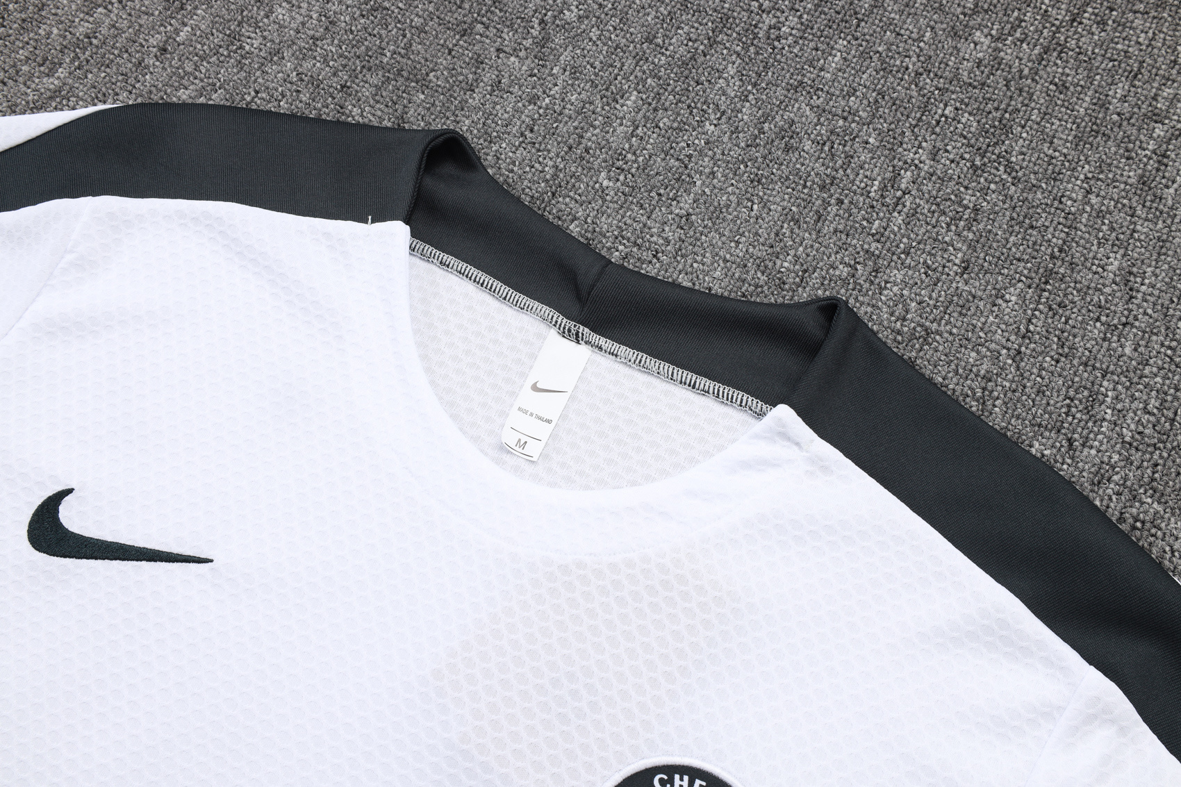 25-26 Chelsea Training Kits Soccer Suit soccer jersey -Fans Version: Ajax 24-25 Home Stadium Jersey - Fans Version : Adidas luxuryfootballshirts.com: https://www.luxuryfootballshirts.com/