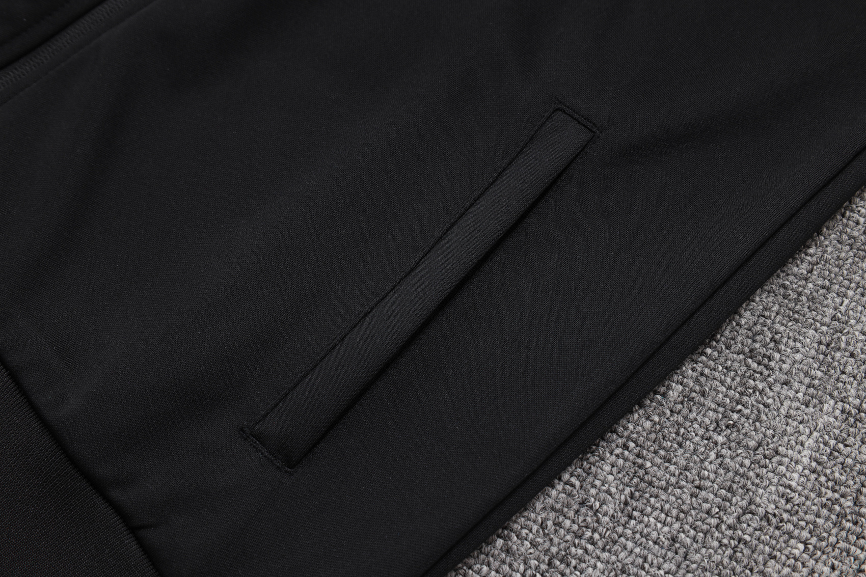 25-26 Barcelona aldult Jacket Training Tracksuit kit-Fans Version: Ajax 24-25 Home Stadium Jersey - Fans Version : Adidas luxuryfootballshirts.com: https://www.luxuryfootballshirts.com/