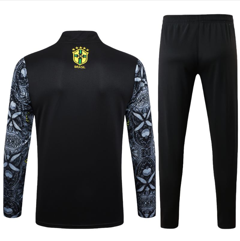 24-25 Brazil adult long-sleeved half-pull training suit kit: Ajax 24-25 Home Stadium Jersey - Fans Version : Adidas luxuryfootballshirts.com: https://www.luxuryfootballshirts.com/