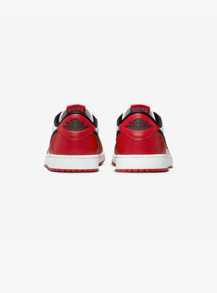 Air Jordan 1 Retro Low OG Chicago (2025)、、Cacoeks