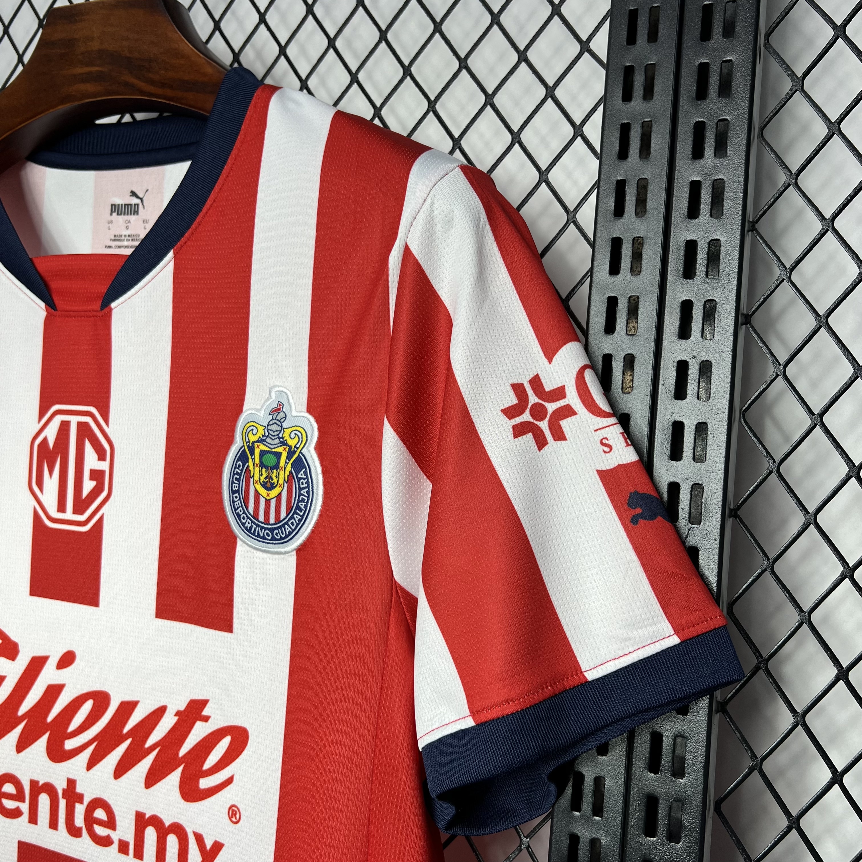 ManixJersey.com | Chivas de Guadalajara 24-25 Home Stadium Jersey - Fans Version -Customize Name, Number and Patch | Worldwide Shipping